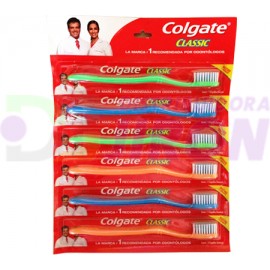 Cepillo Dental Colgate Clasico Ristra. 3 Pack.